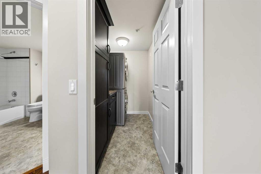 3402, 3402 Hawksbrow Point NW, Calgary, Alberta  T3G 4C9 - Photo 23 - A2307044
