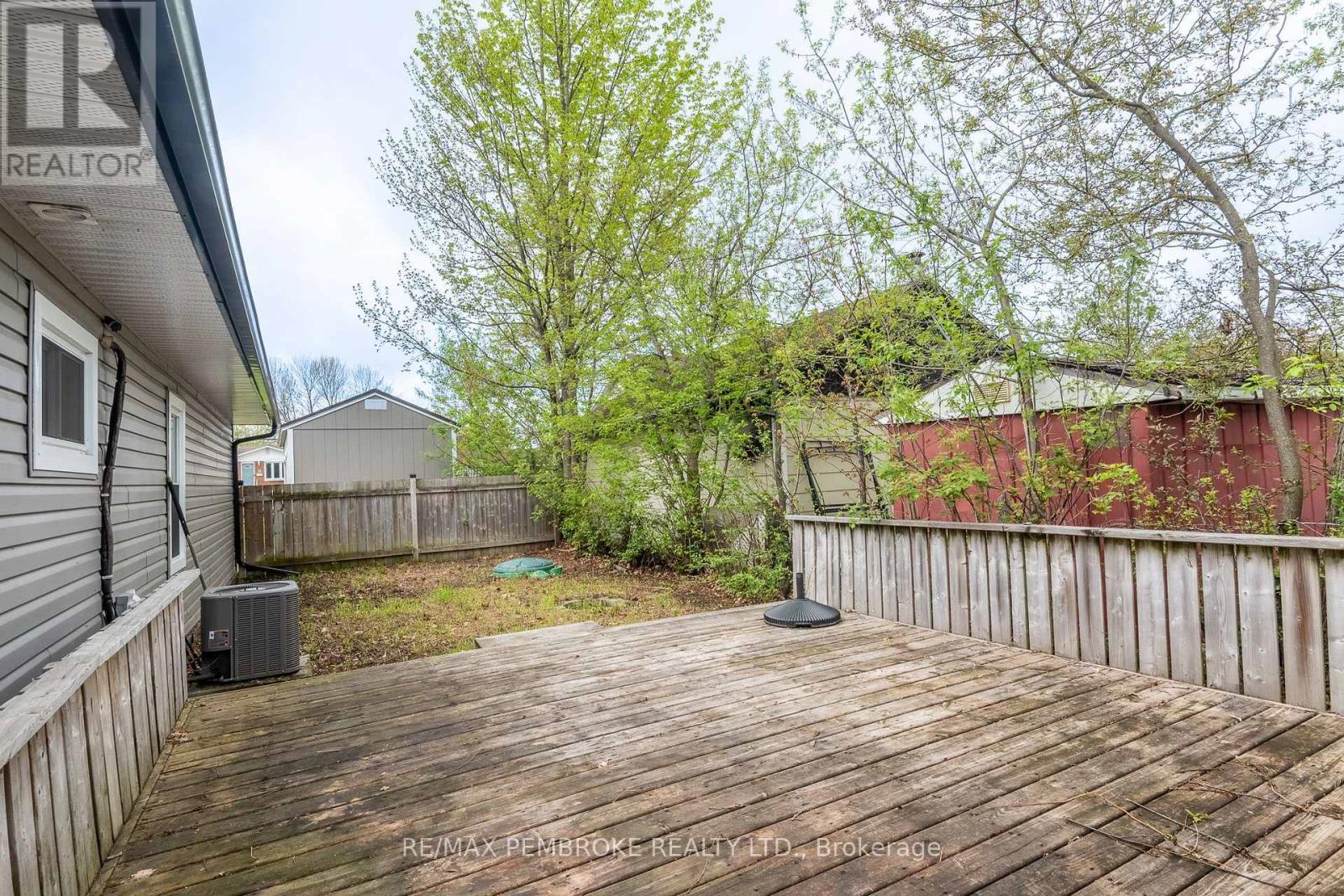 42 Selkirk Street, Petawawa, Ontario  K8H 1P2 - Photo 29 - X13157928