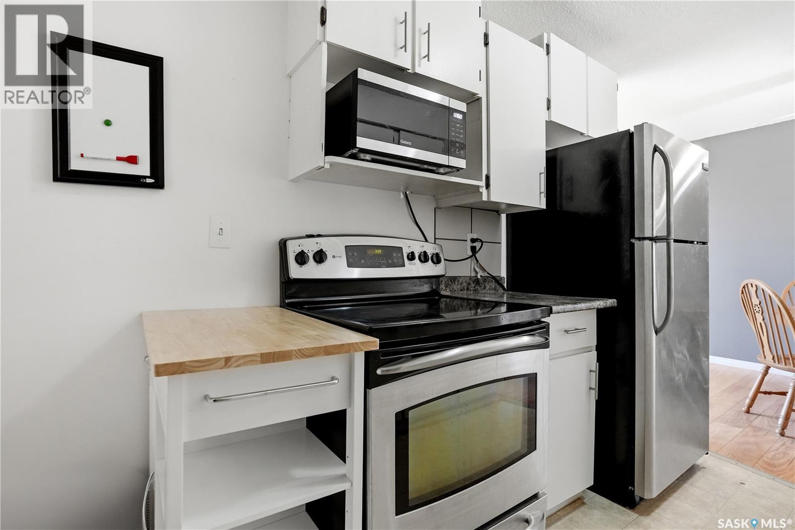 4174 Castle Road, Regina, Saskatchewan  S4S 6A4 - Photo 16 - SK036671