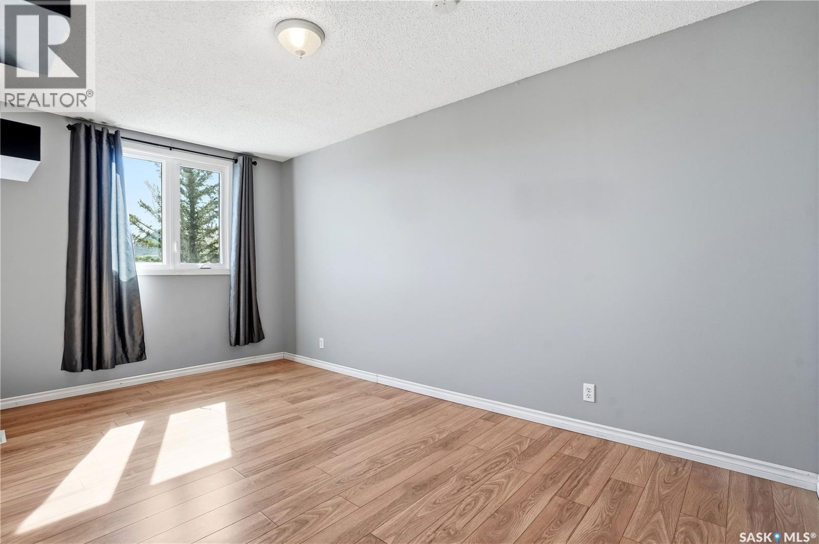 4174 Castle Road, Regina, Saskatchewan  S4S 6A4 - Photo 23 - SK036671