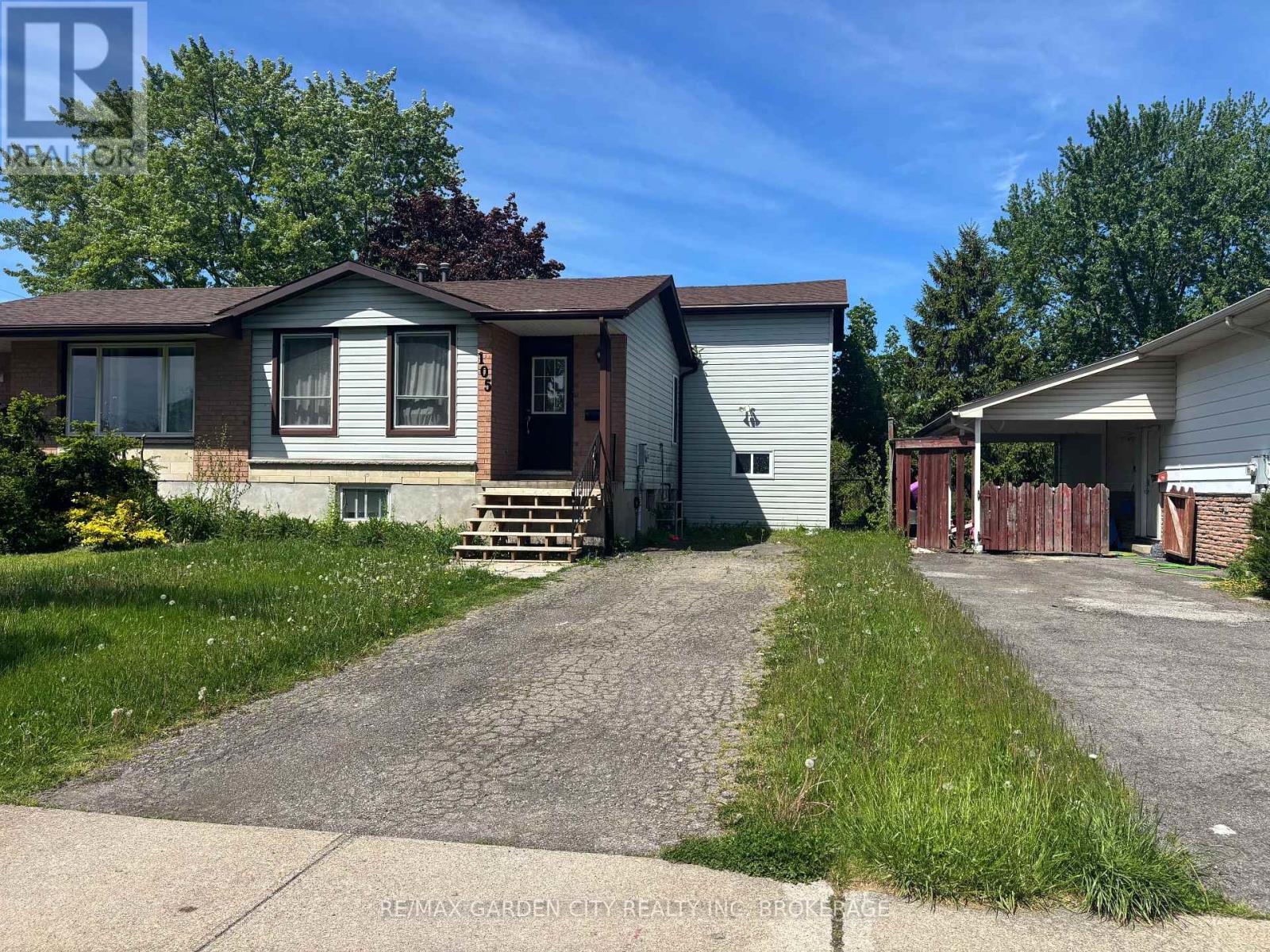 105 Tupper Drive, Thorold, Ontario  L2V 4C9 - Photo 2 - X12886650