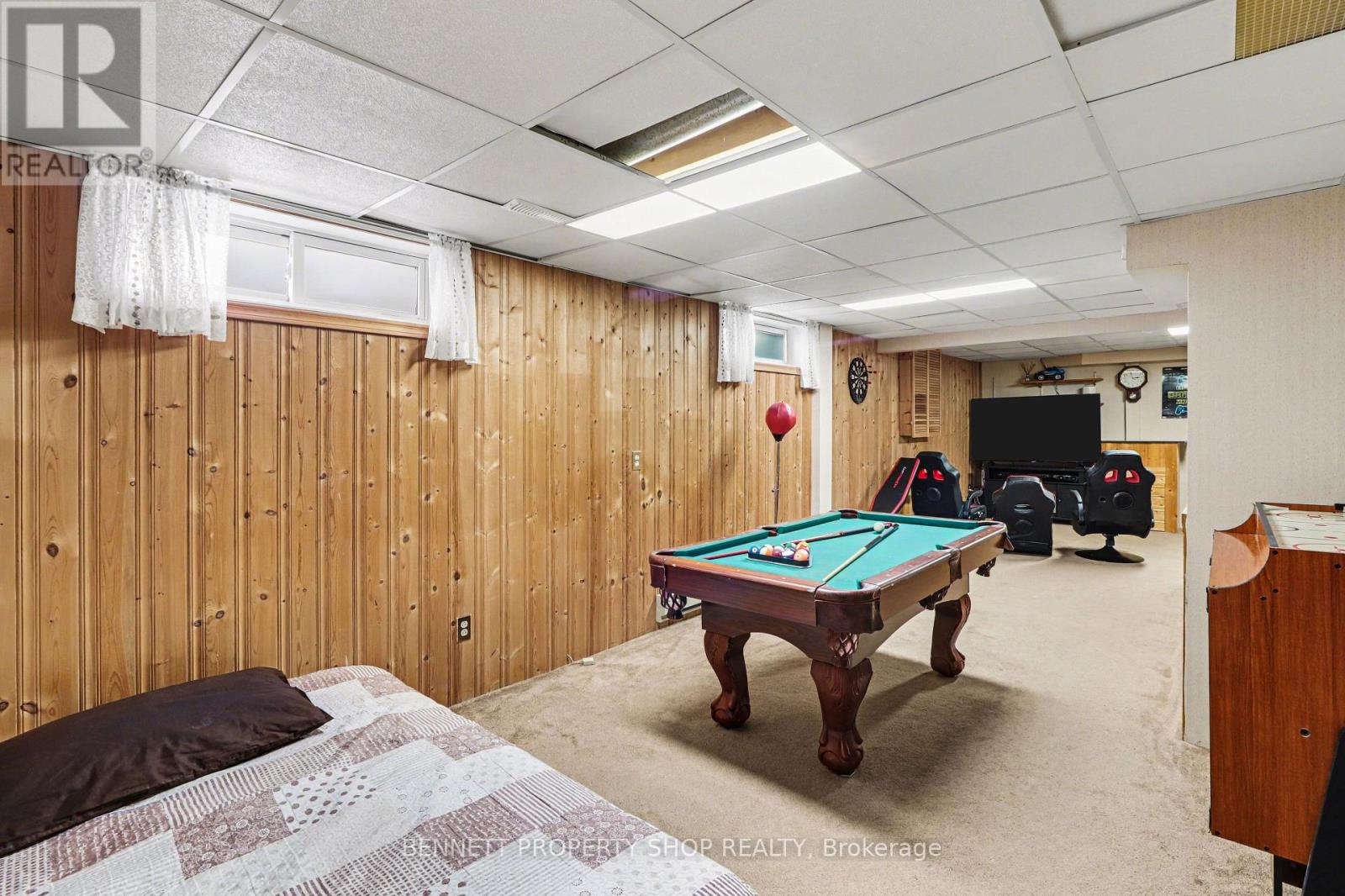 1408 Eastcliffe Way, Ottawa, Ontario  K1B 5H6 - Photo 11 - X12836418
