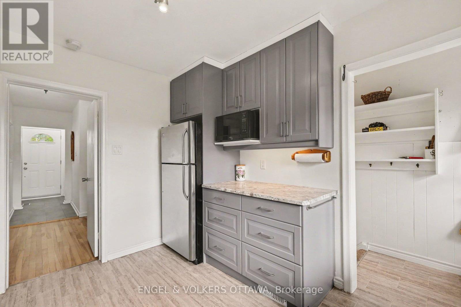 1113 Field Street, Ottawa, Ontario  K2C 2P6 - Photo 12 - X13155138
