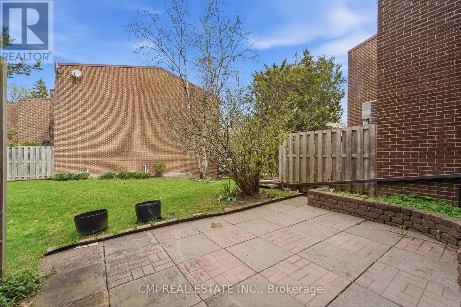 6 Windy Golfway Way, Toronto, Ontario M3C 3A7 - Photo 17 - C13157742