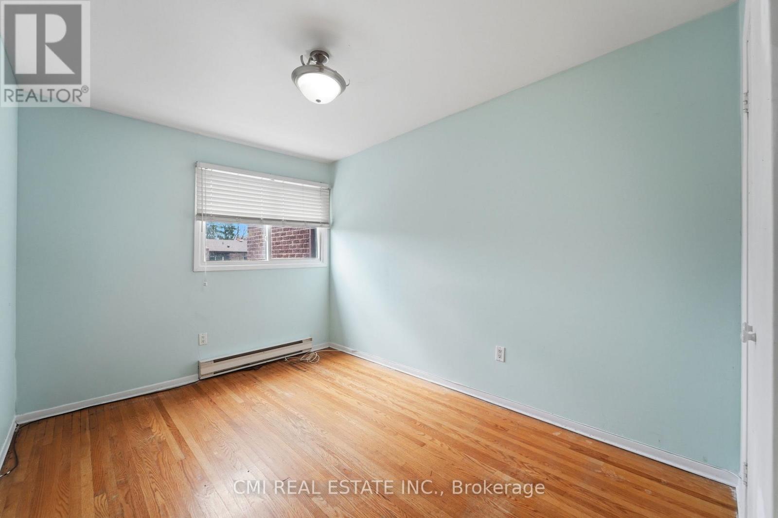 6 Windy Golfway Way, Toronto, Ontario M3C 3A7 - Photo 6 - C13157742