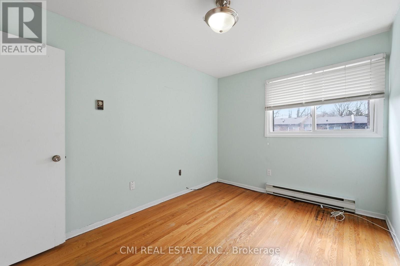 6 Windy Golfway Way, Toronto, Ontario M3C 3A7 - Photo 7 - C13157742