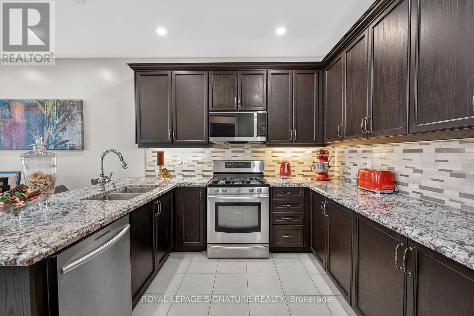 44 Keith-Wright Crescent, Ajax, Ontario  L1Z 0R1 - Photo 16 - E13157806