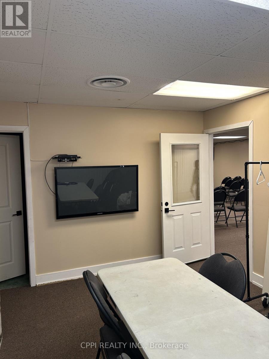 Unit 1 - 650 King Street E, Oshawa, Ontario  L1H 1G5 - Photo 7 - E13157948