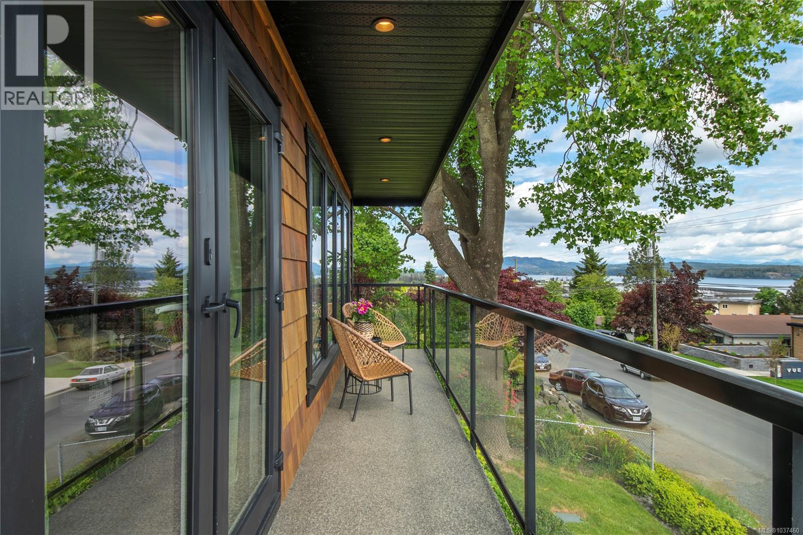 734 Birch St, Campbell River, British Columbia  V9W 2T4 - Photo 26 - 1037460