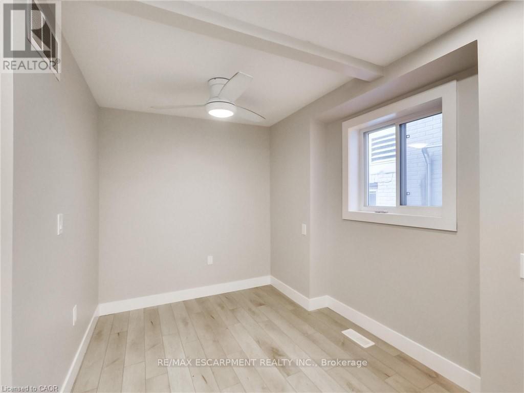 229 Parkdale Avenue N, Hamilton, Ontario  L8H 5X4 - Photo 16 - X12995370