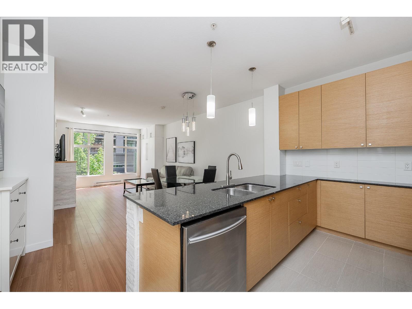 320 101 Morrissey Road, Port Moody, British Columbia V3H 0E6 - Photo 3 - R3125633