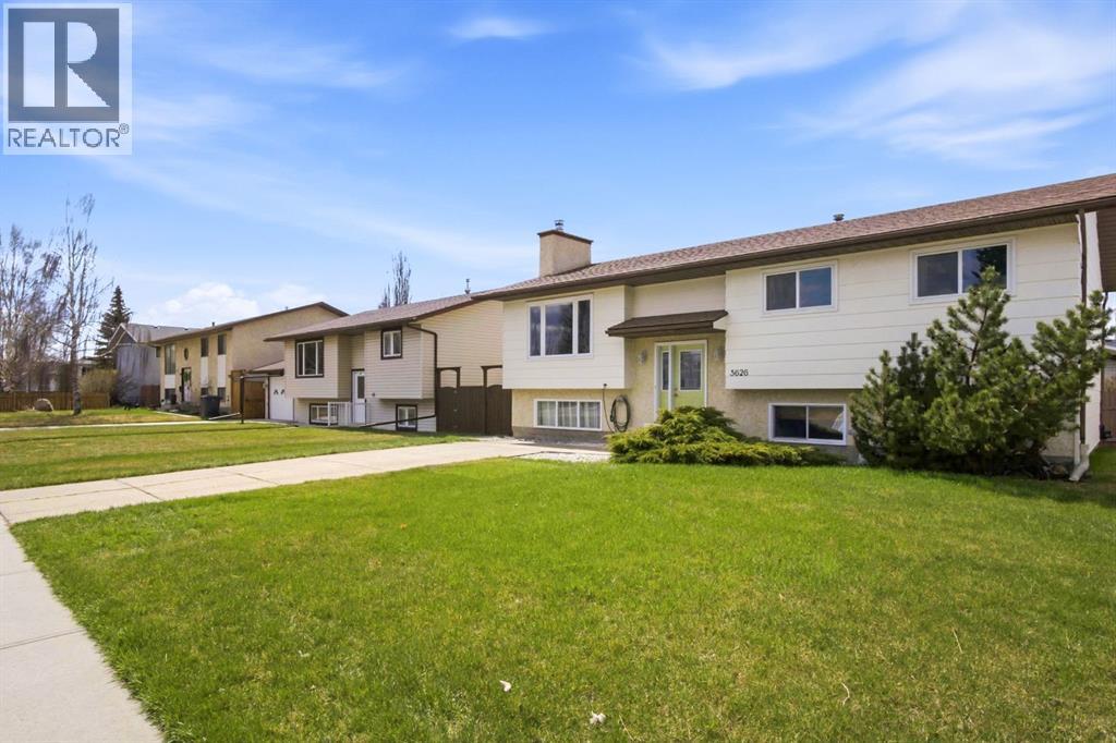 5626 57 Avenue, Olds, Alberta  T4H 1K2 - Photo 3 - A2309173