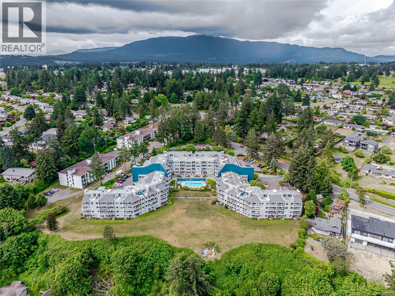 601 2560 Departure Bay Rd, Nanaimo, British Columbia  V9S 5P1 - Photo 3 - 1037171