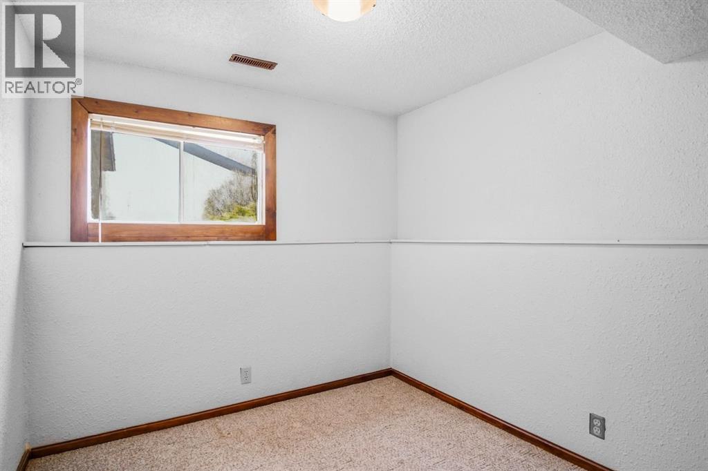 5626 57 Avenue, Olds, Alberta  T4H 1K2 - Photo 27 - A2309173