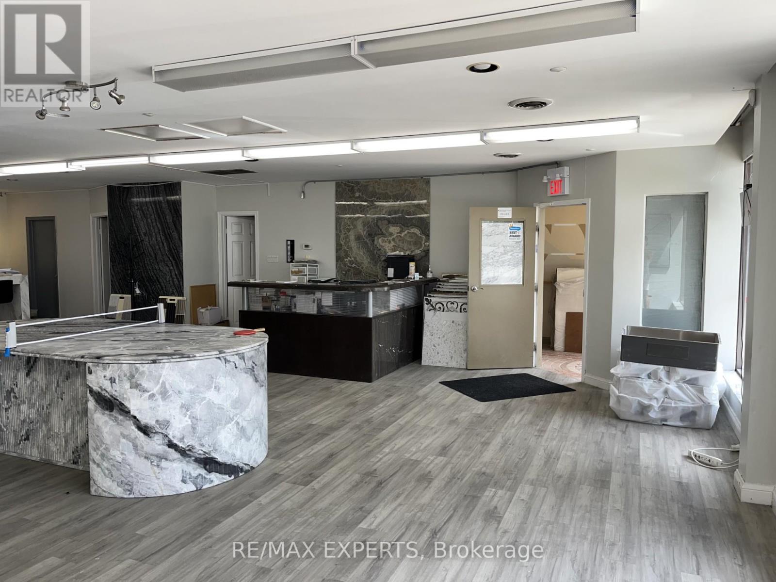 8 - 8111 Jane Street, Vaughan (Concord), Ontario  L4K 4L7 - Photo 2 - N13157706