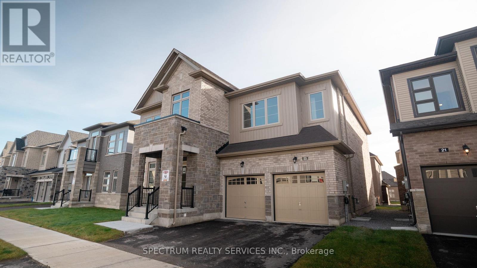 23 LORRAIN HAND CRESCENT, Georgina, Ontario