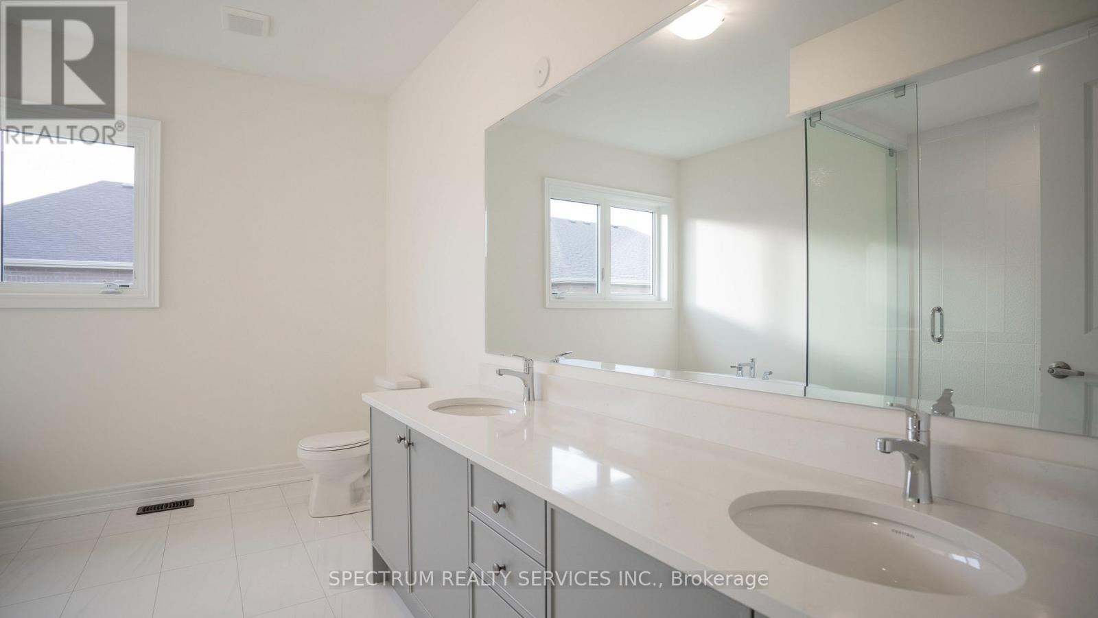 23 Lorrain Hand Crescent, Georgina, Ontario  L4P 0T2 - Photo 21 - N13157716