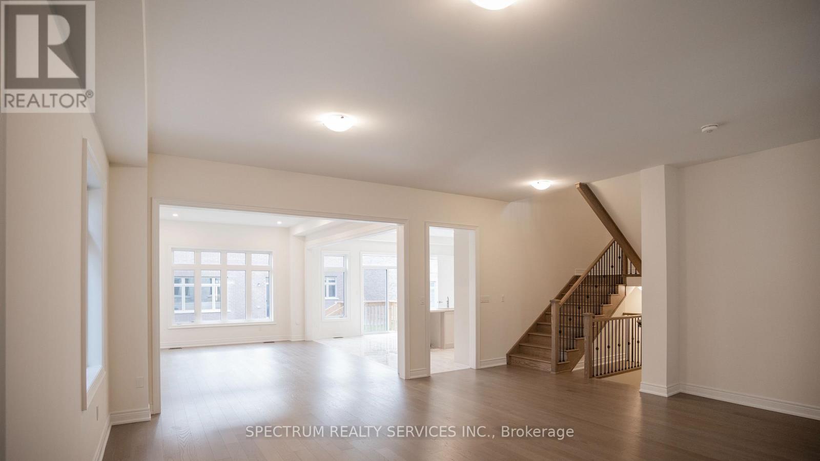 23 Lorrain Hand Crescent, Georgina, Ontario  L4P 0T2 - Photo 7 - N13157716