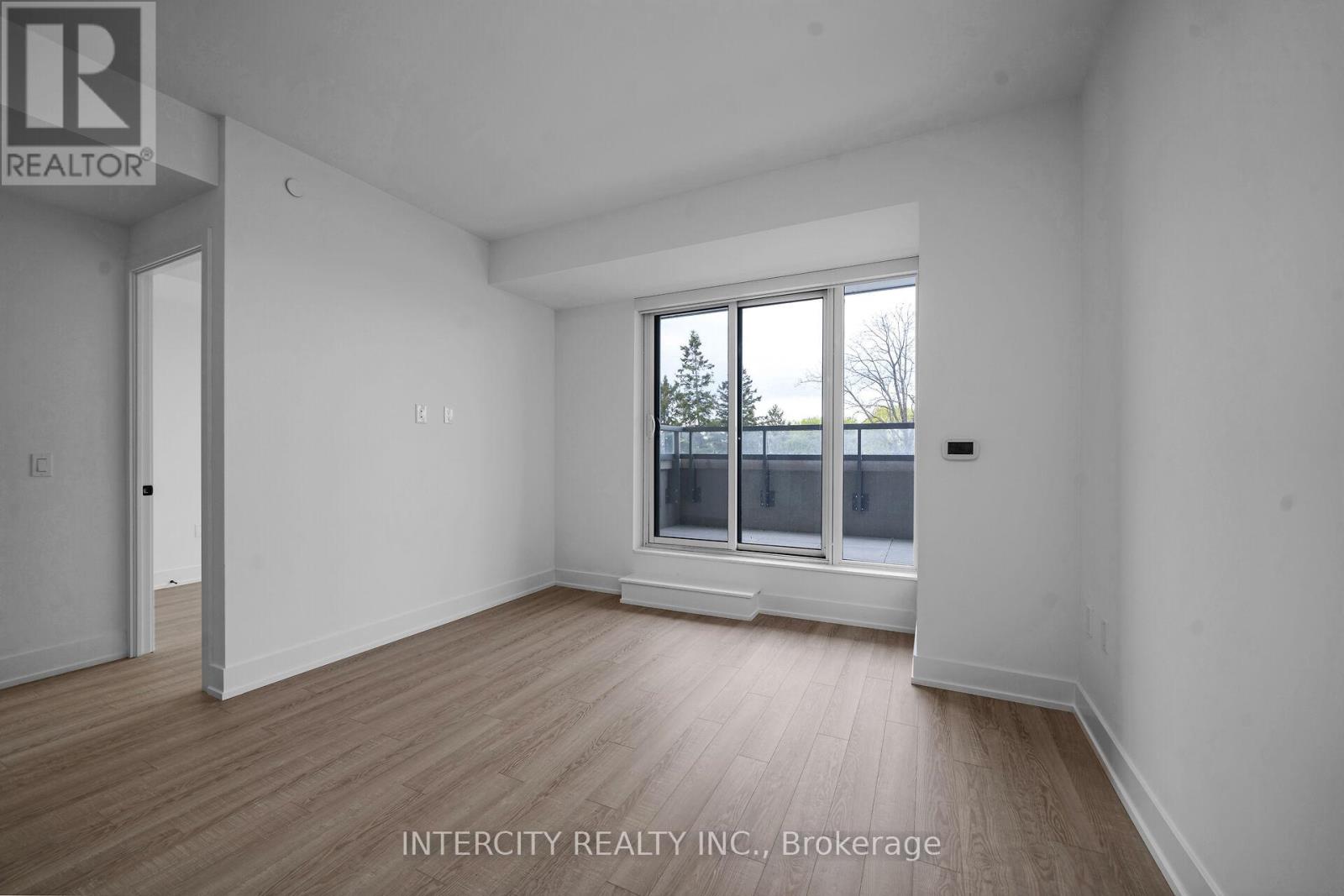 321 - 2075 King Road, King, Ontario  L7B 0R6 - Photo 16 - N13157836