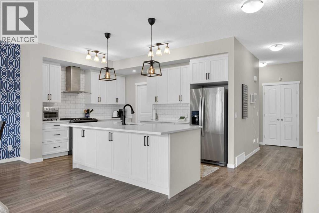 377 Masters Avenue SE, Calgary, Alberta  T3M 2N7 - Photo 6 - A2311757