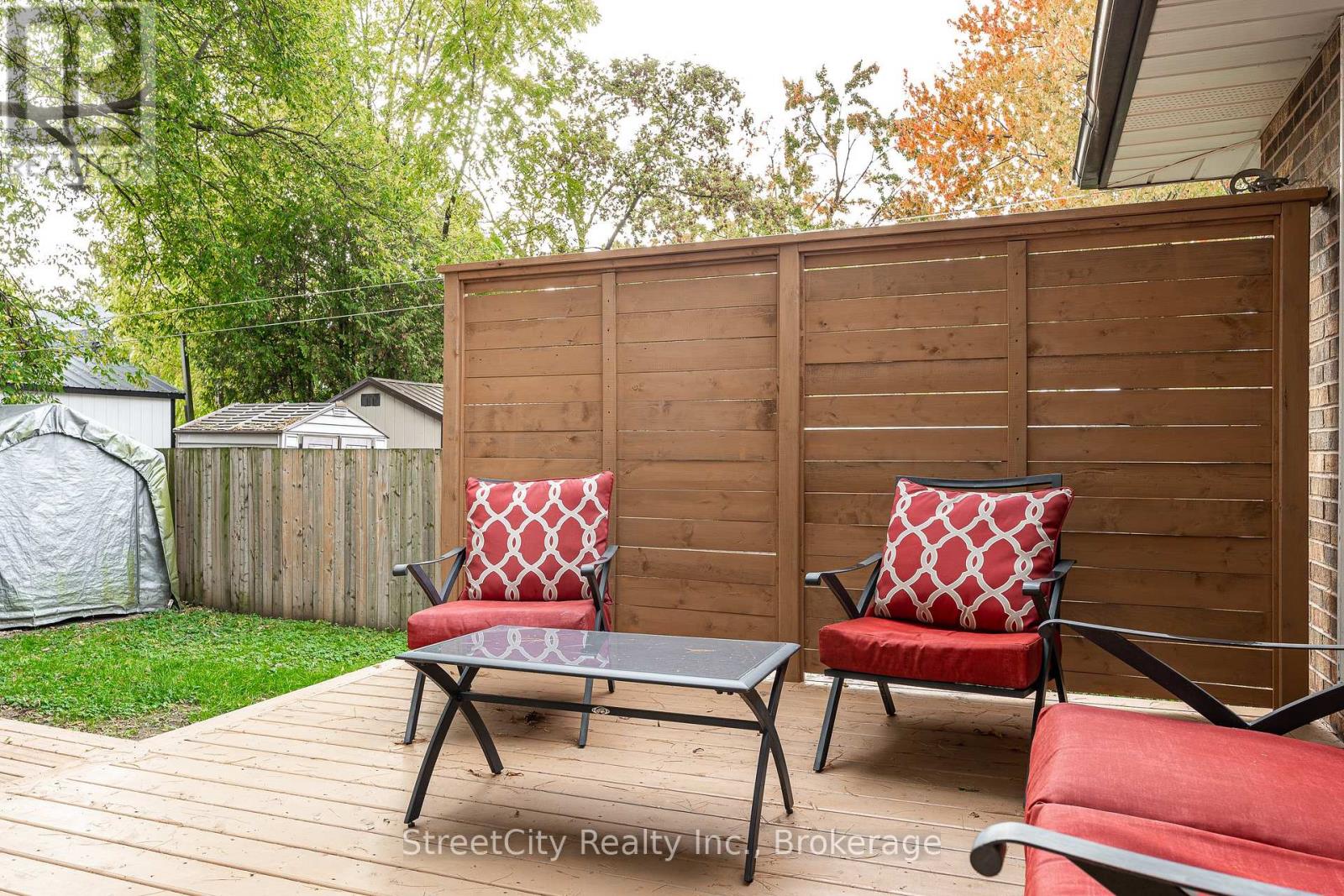 525 Albert Street E, Stratford, Ontario  N5A 3L6 - Photo 3 - X12910036