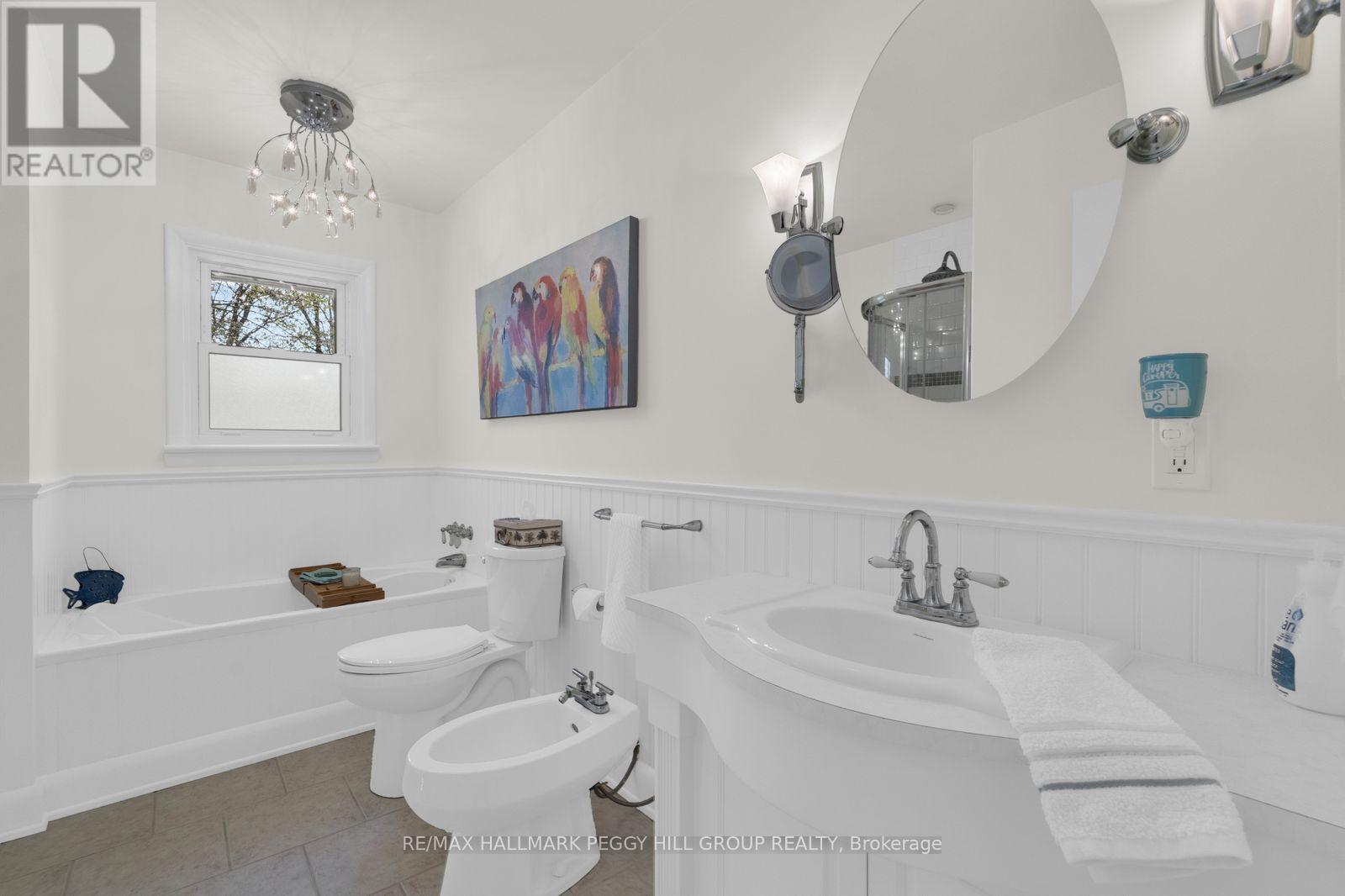83 Eugenia Street, Barrie (Codrington), Ontario  L4M 1P9 - Photo 8 - S13157770