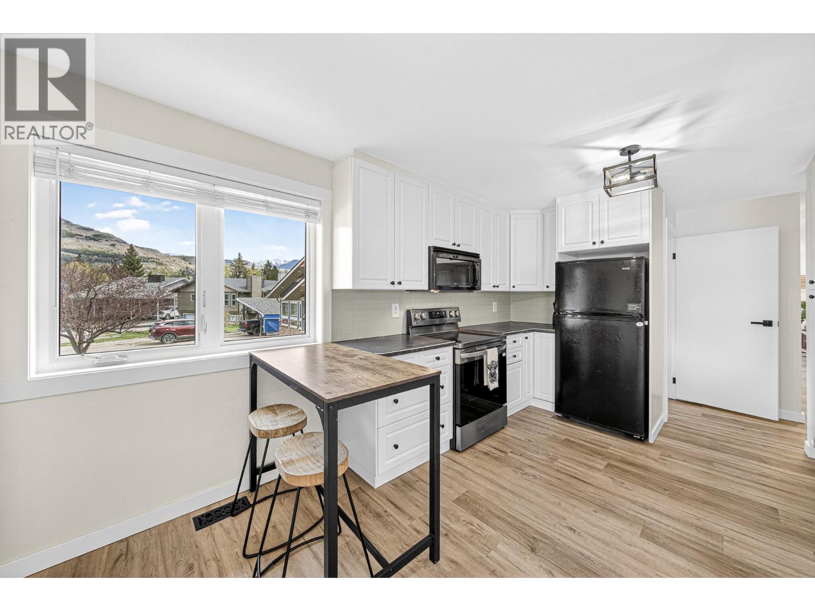 1216 Hickory Crescent, Sparwood, British Columbia  V0B 2G2 - Photo 12 - 10385685
