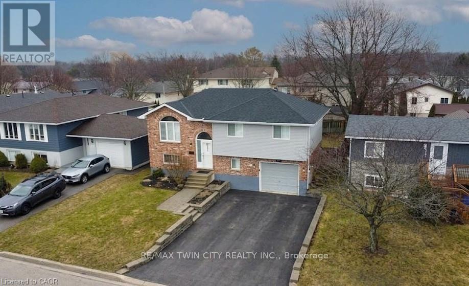 647 KENNARD CRESCENT, Kincardine, Ontario