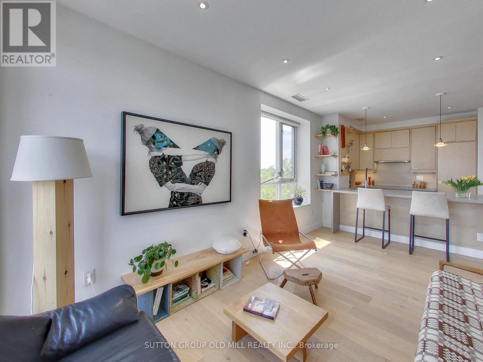 712 - 2495 Dundas Street W, Toronto, Ontario  M6P 1X4 - Photo 10 - W13157656