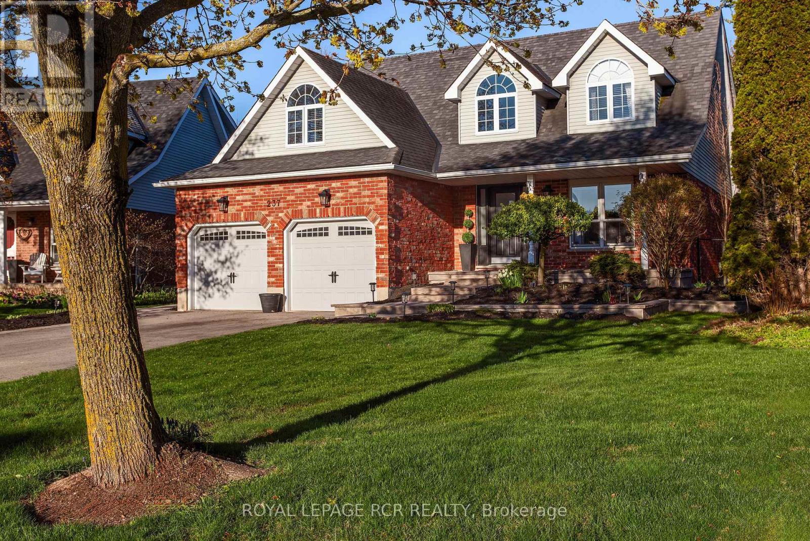 237 Elmwood Crescent, Orangeville, Ontario  L9W 4T4 - Photo 2 - W13157672