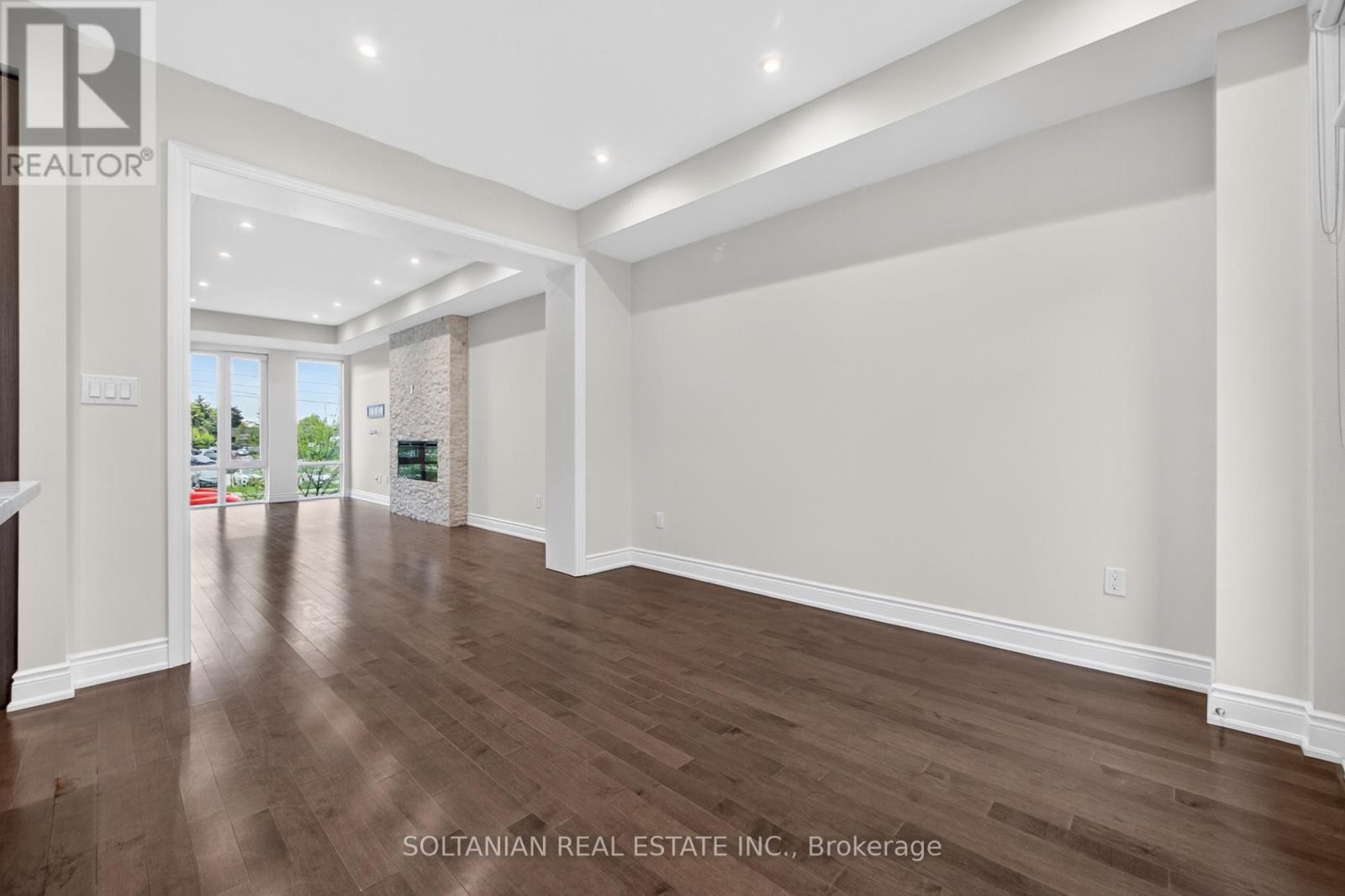 85 Pony Farm Drive, Toronto, Ontario  M9R 0B3 - Photo 10 - W13157686