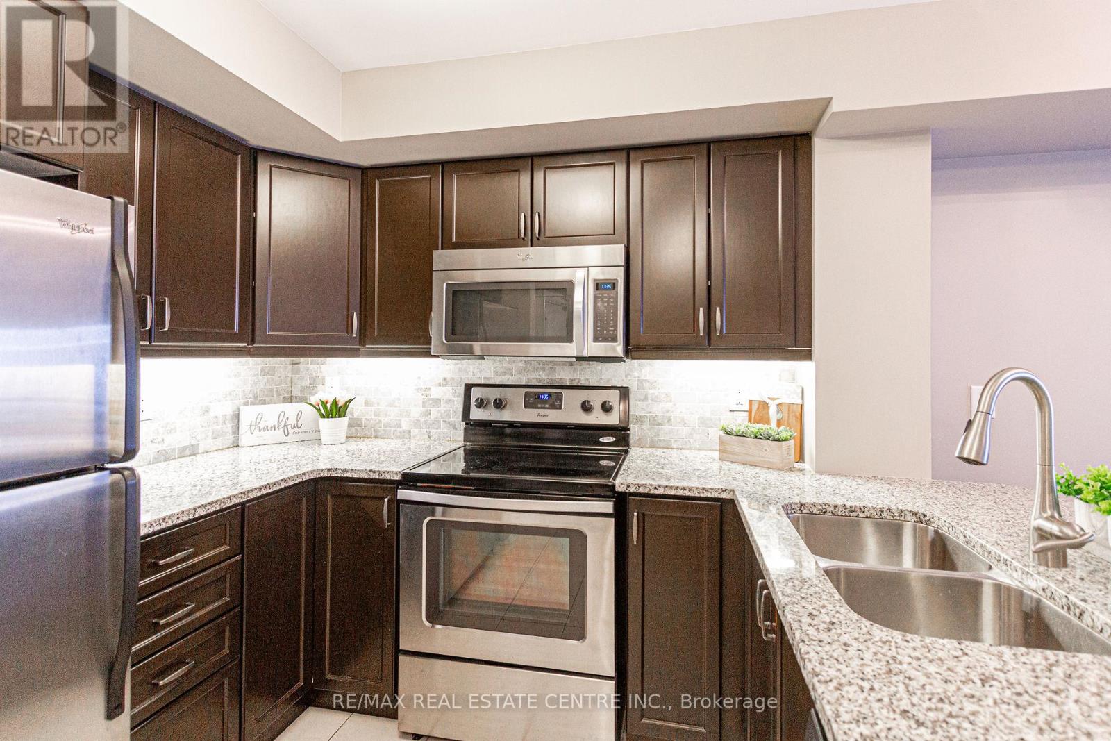 211 - 1045 Nadalin Heights, Milton, Ontario  L9T 8R5 - Photo 11 - W13157718