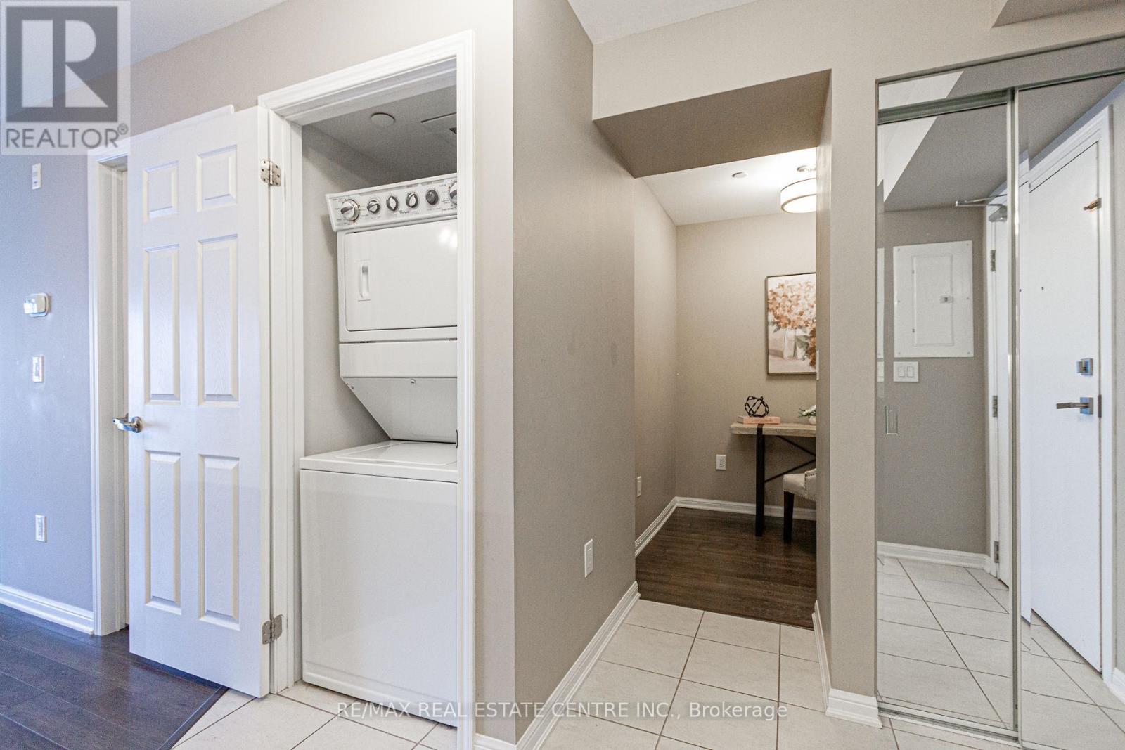 211 - 1045 Nadalin Heights, Milton, Ontario  L9T 8R5 - Photo 29 - W13157718