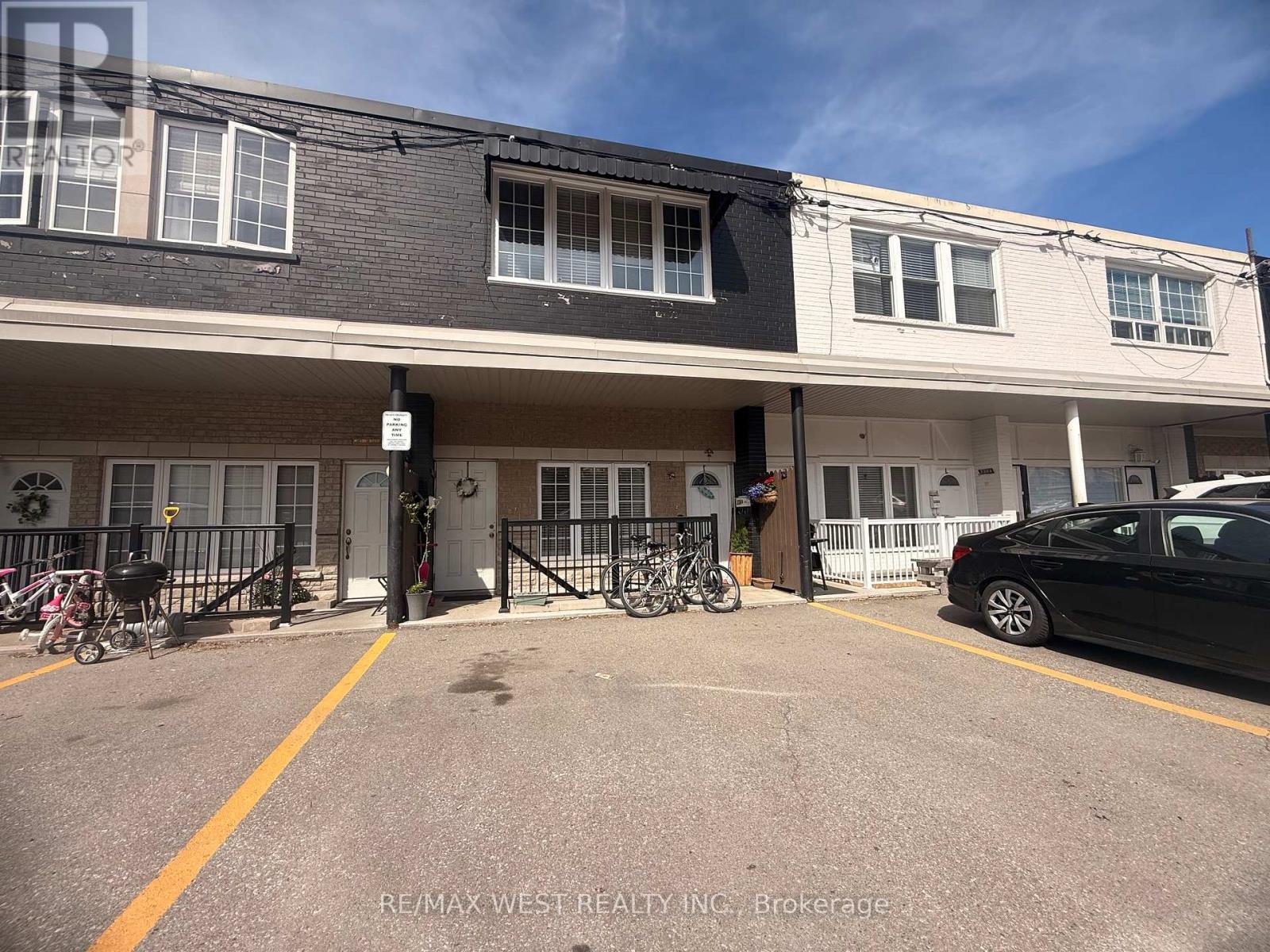 C - 334 SILVERTHORN AVENUE, Toronto, Ontario