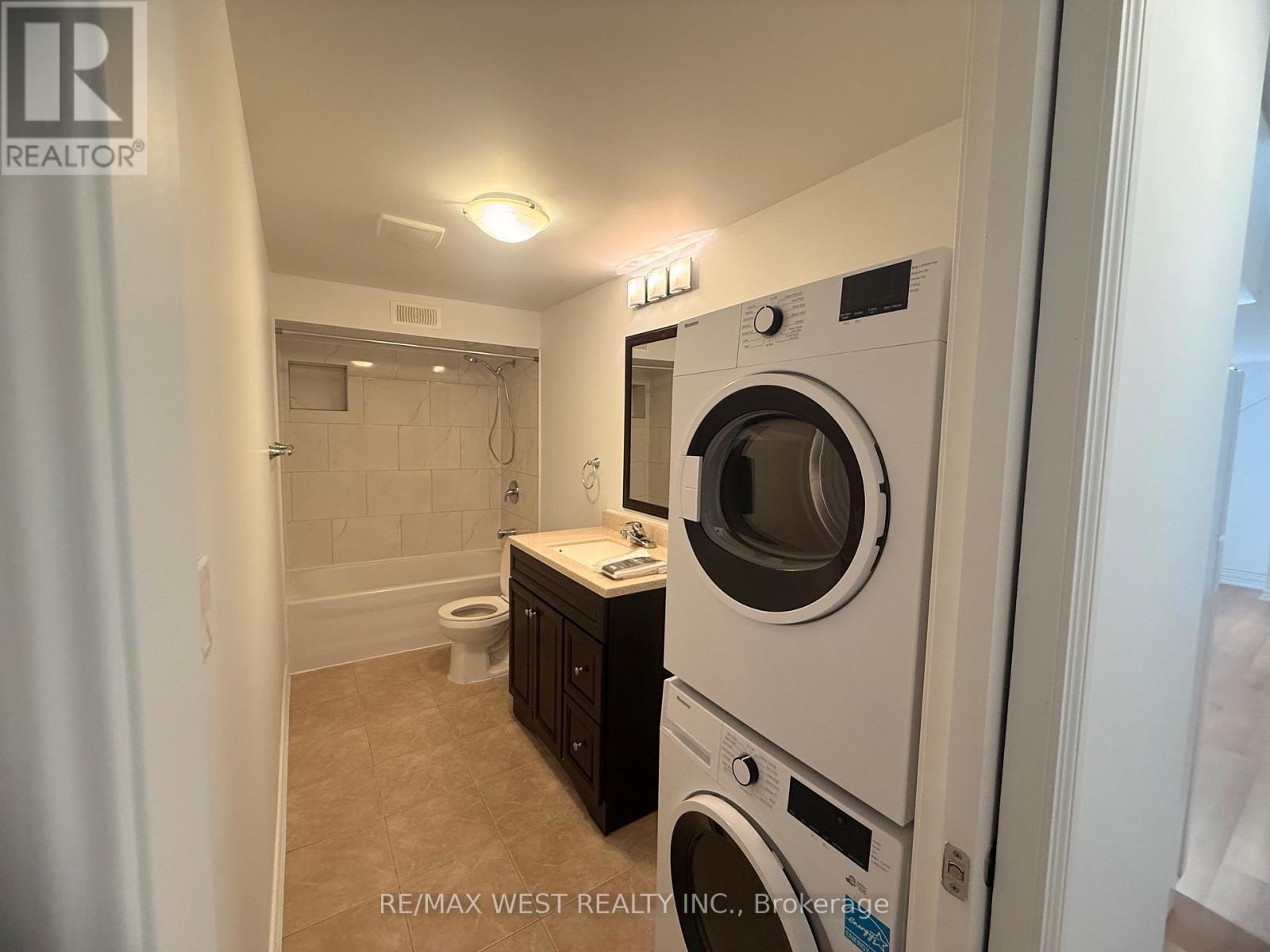C - 334 Silverthorn Avenue, Toronto, Ontario  M6M 3G6 - Photo 11 - W13157760