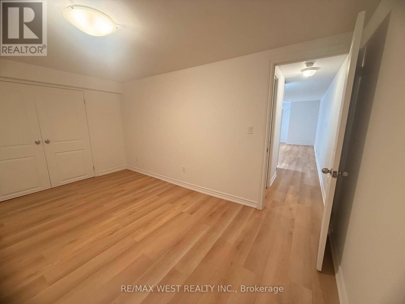 C - 334 Silverthorn Avenue, Toronto, Ontario  M6M 3G6 - Photo 8 - W13157760