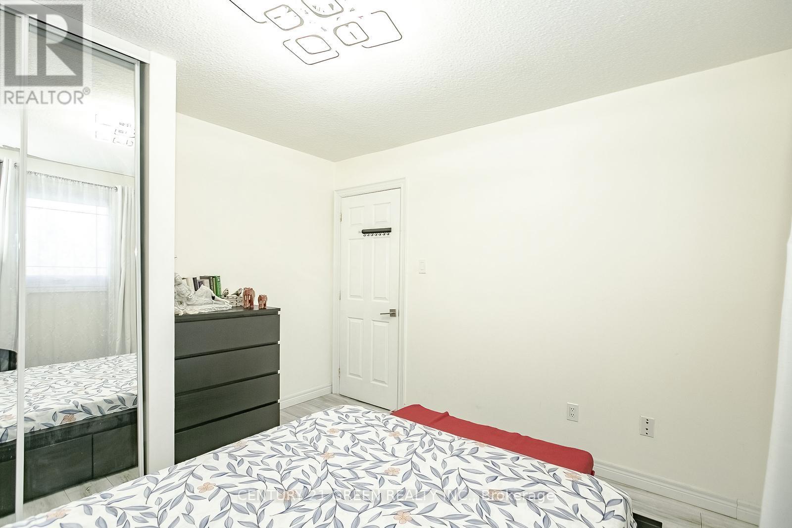 231 Murray Street, Brampton, Ontario  L6X 3M1 - Photo 30 - W13157768