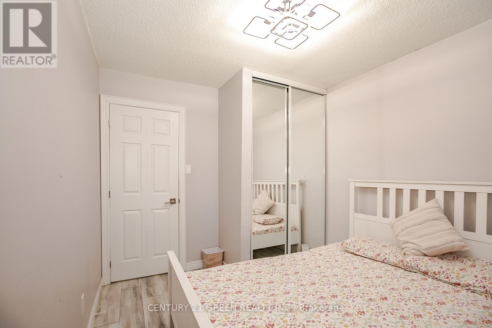 231 Murray Street, Brampton, Ontario  L6X 3M1 - Photo 32 - W13157768