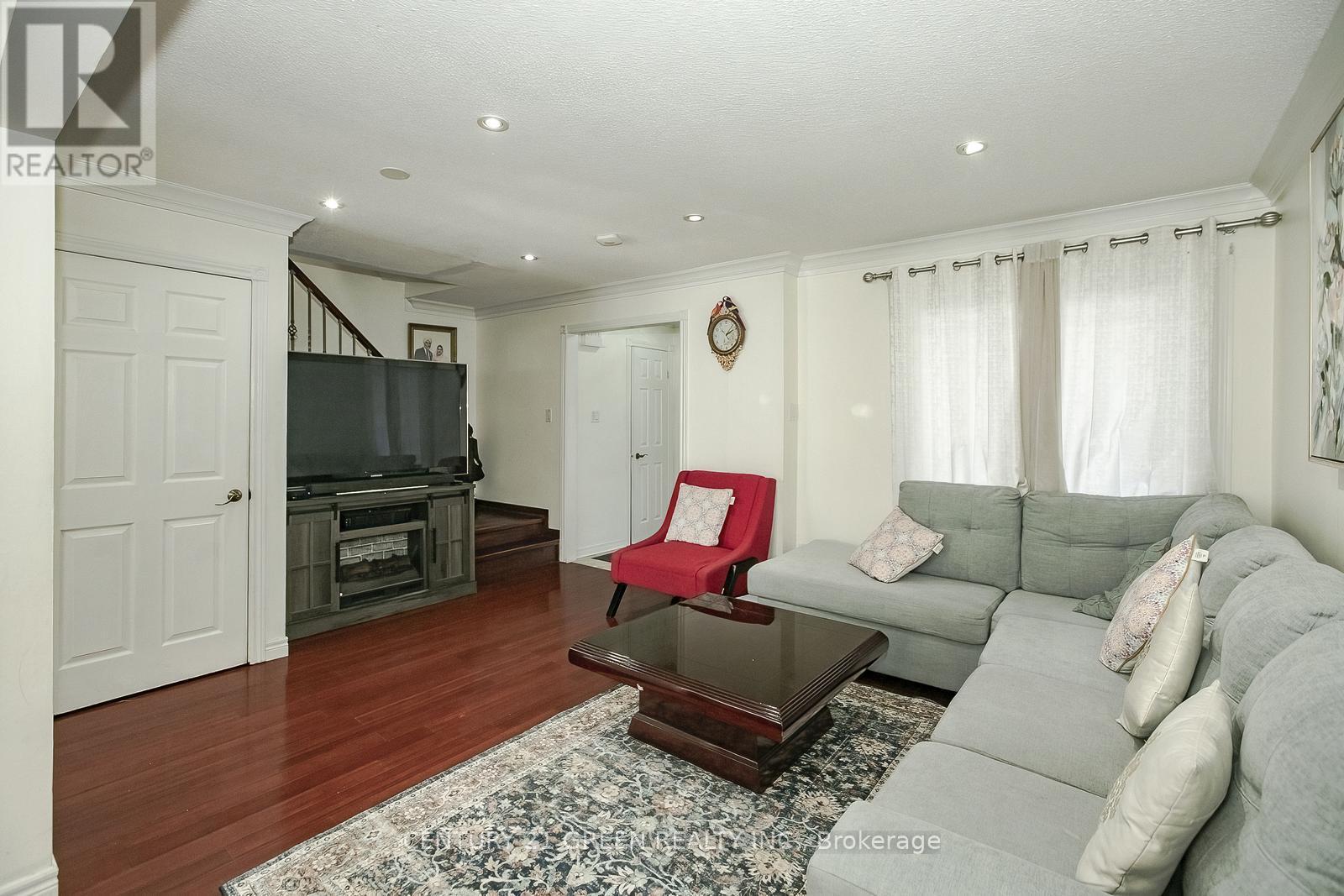 231 Murray Street, Brampton, Ontario  L6X 3M1 - Photo 8 - W13157768