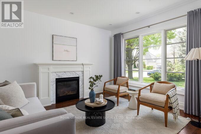 47 Twyford Road, Toronto, Ontario  M9A 1W5 - Photo 4 - W13157838