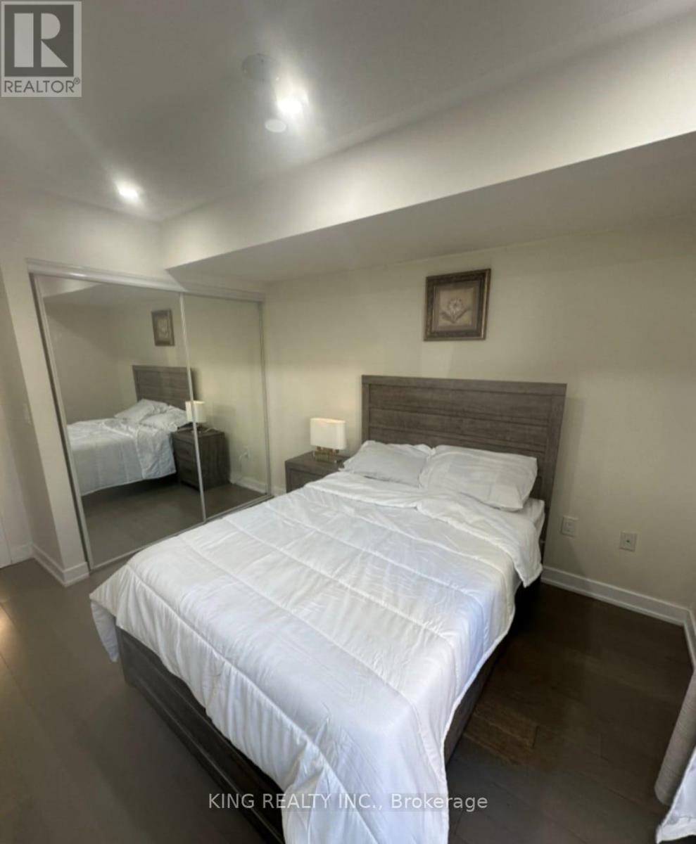 3 - 4010 Parkside Village Drive, Mississauga, Ontario  L5B 0K2 - Photo 4 - W13157886