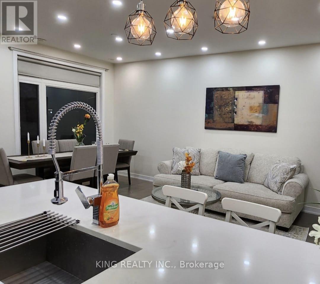3 - 4010 Parkside Village Drive, Mississauga, Ontario  L5B 0K2 - Photo 5 - W13157886
