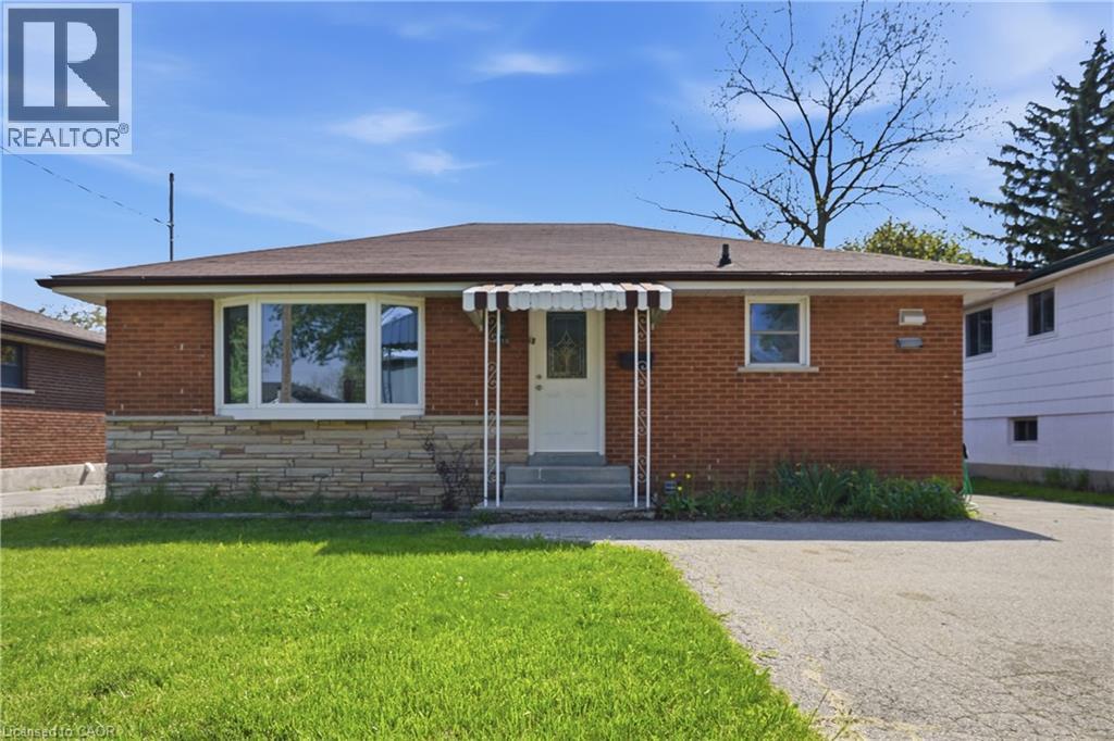 1318 FISHER Avenue, Burlington, Ontario