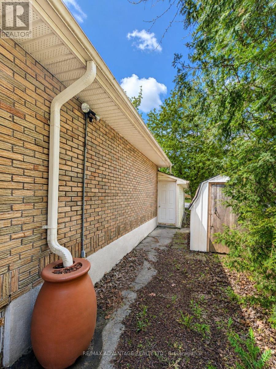 439 Coombs Avenue, London North, Ontario  N6G 1J6 - Photo 23 - X13158040