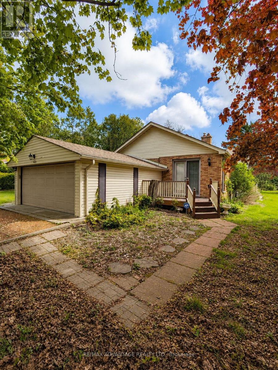 439 Coombs Avenue, London North, Ontario  N6G 1J6 - Photo 3 - X13158040