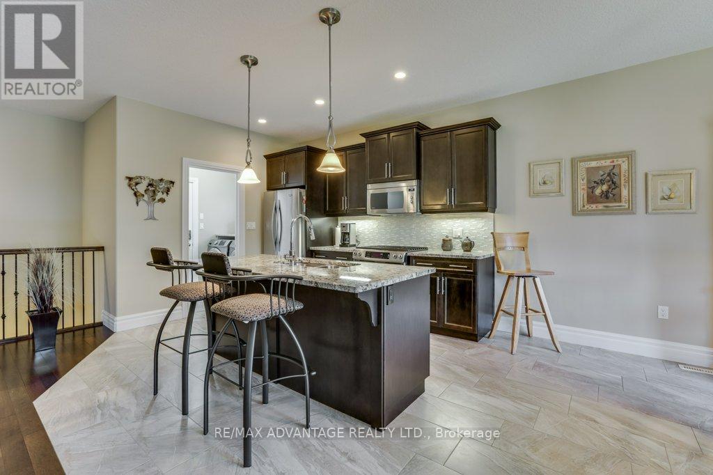 982 Medway Park Drive, London North, Ontario  N6G 0K7 - Photo 10 - X13158192