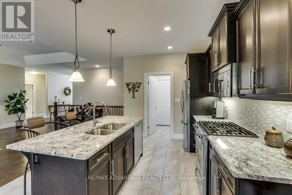 982 Medway Park Drive, London North, Ontario  N6G 0K7 - Photo 12 - X13158192