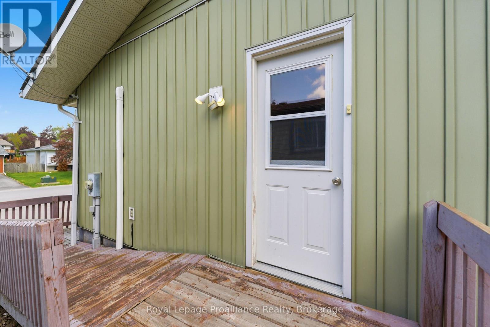 85 Nicholas Street, Quinte West, Ontario  K8V 4H7 - Photo 19 - X13158160
