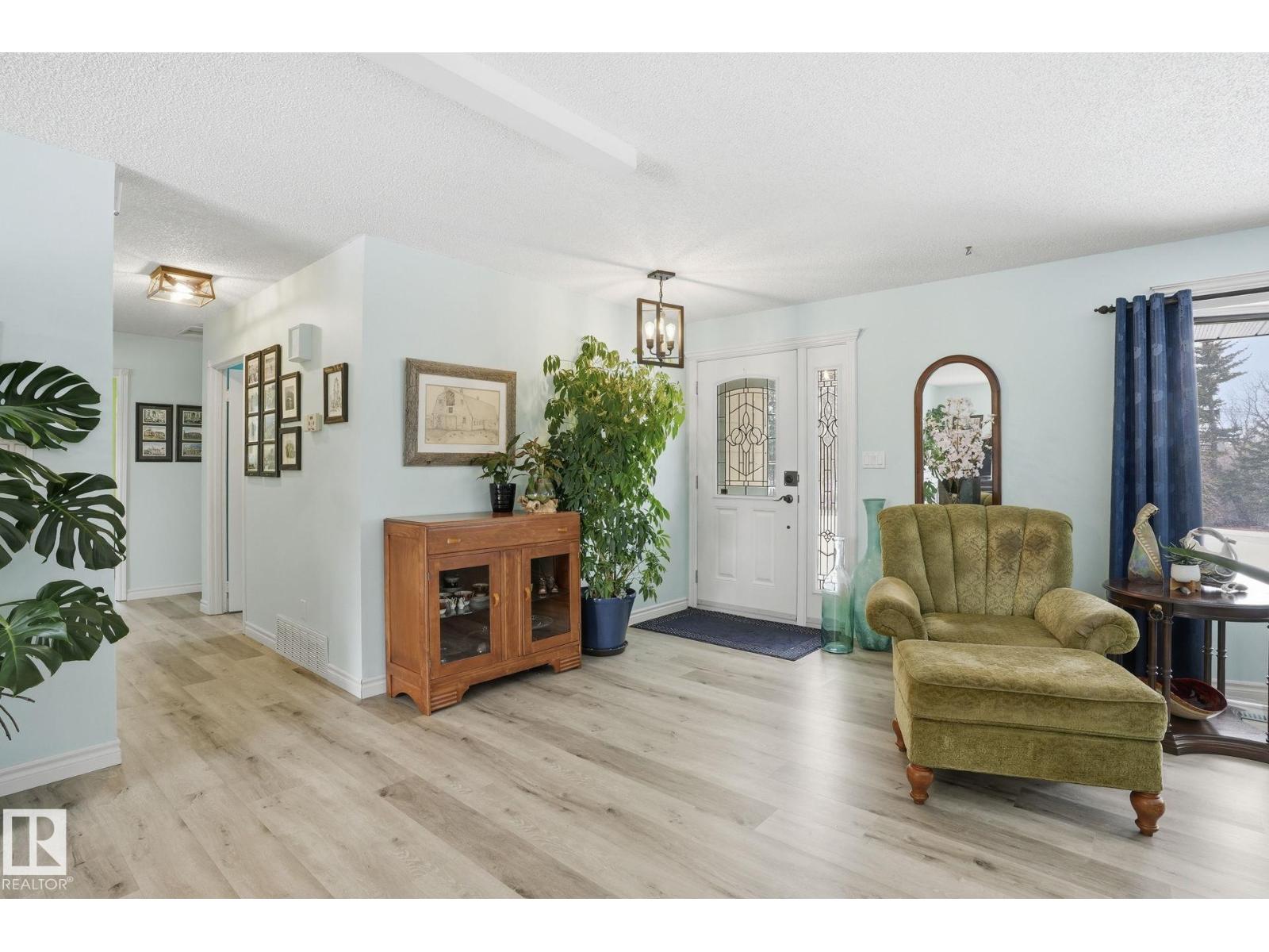 1551 Ellerslie Rd SW, Edmonton, Alberta  T6X 1A7 - Photo 7 - E4477582