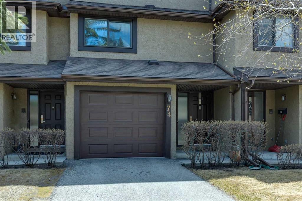 74 Glamis Gardens SW, Calgary, Alberta  T3E 6S4 - Photo 30 - A2307729
